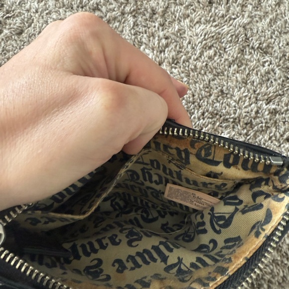Juicy Couture Crossbody Bag - Picture 4 of 6